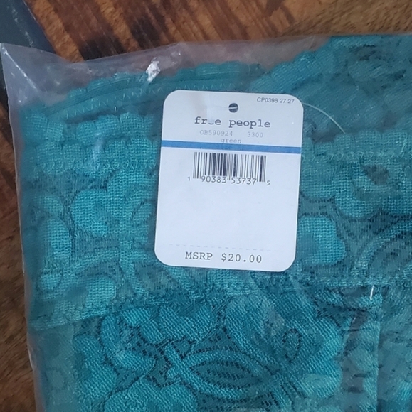 💚 Free People Galloon Lace Racerback Bralette 💚 - Picture 7 of 10